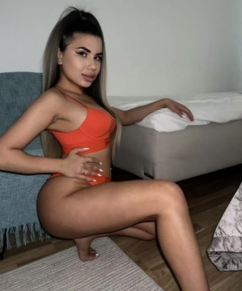Алина, 20